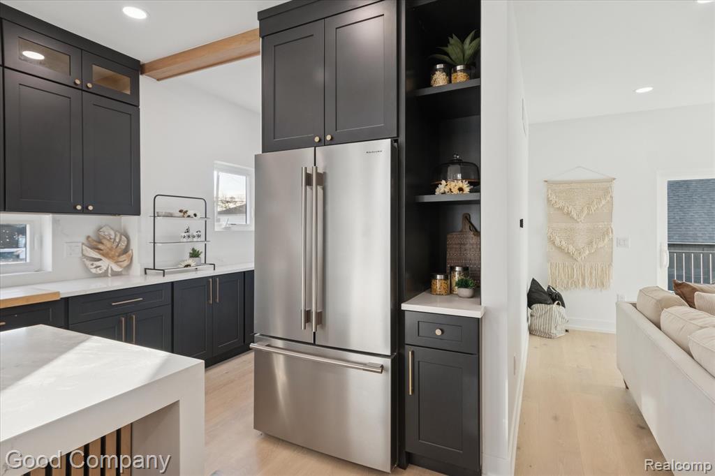 125 N Washington Ave Avenue, Royal Oak, MI, 48067