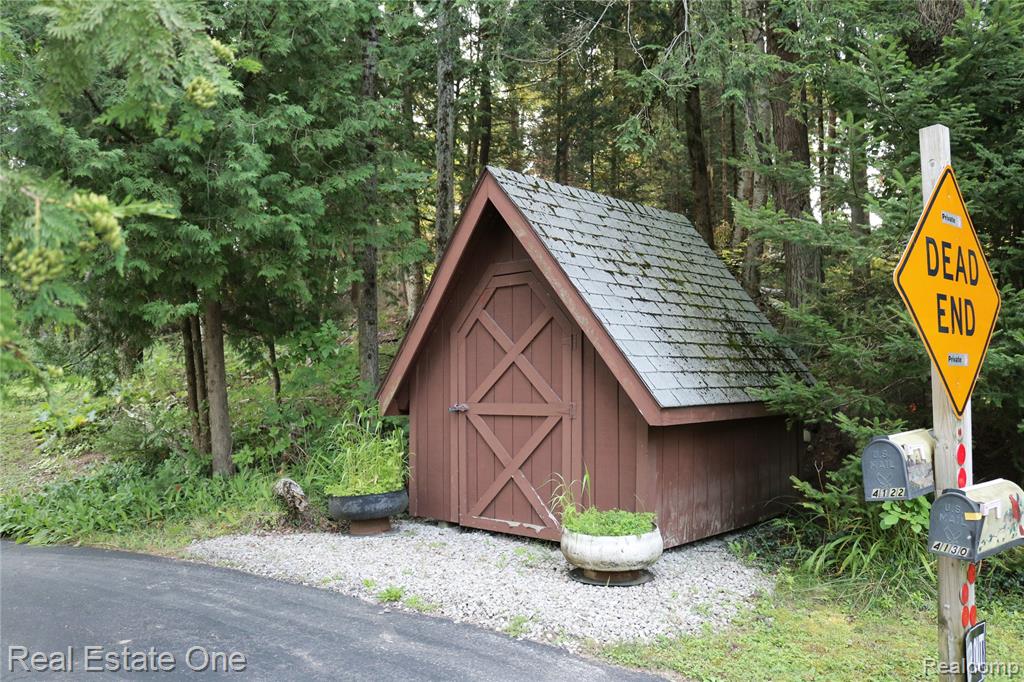 4122 Pinnacle Drive, Omer, MI 48749 — Photo 35