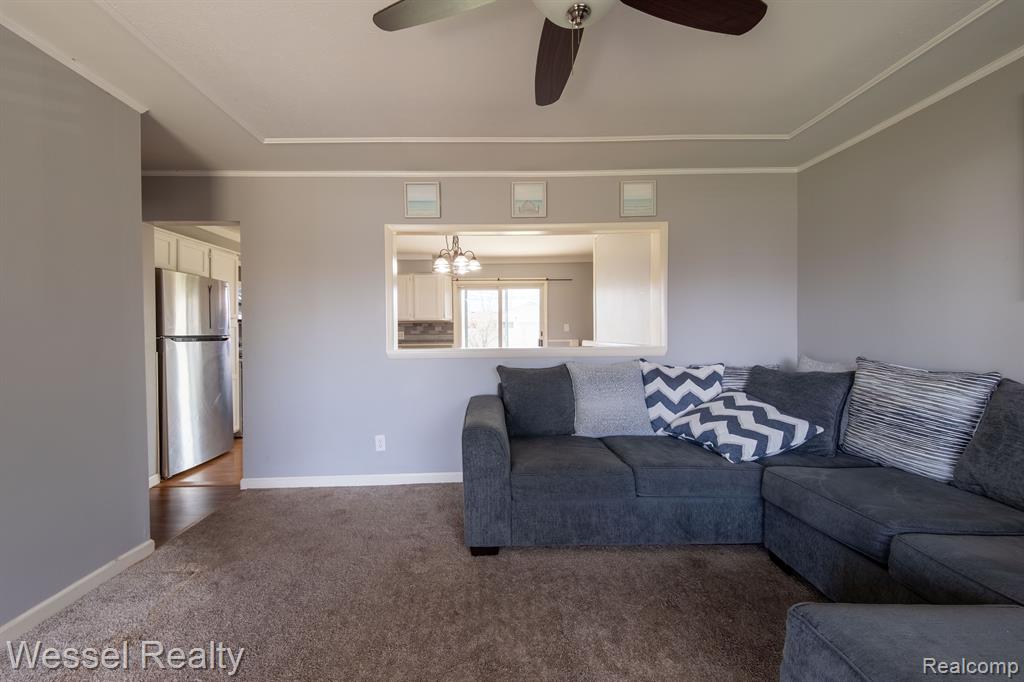 41948 Betley Drive, Sterling Heights, MI 48313 — Photo 9
