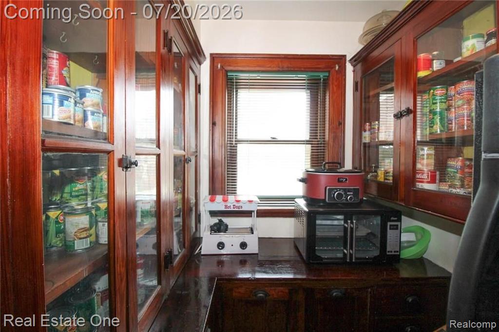 90 EDISON Street, Detroit, MI 48202 — Photo 18