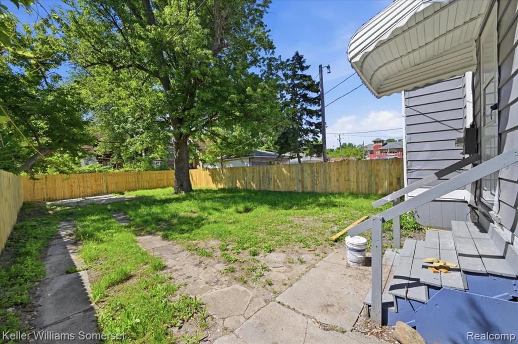 693 Calvert Street, Detroit, MI 48202 — Photo 37