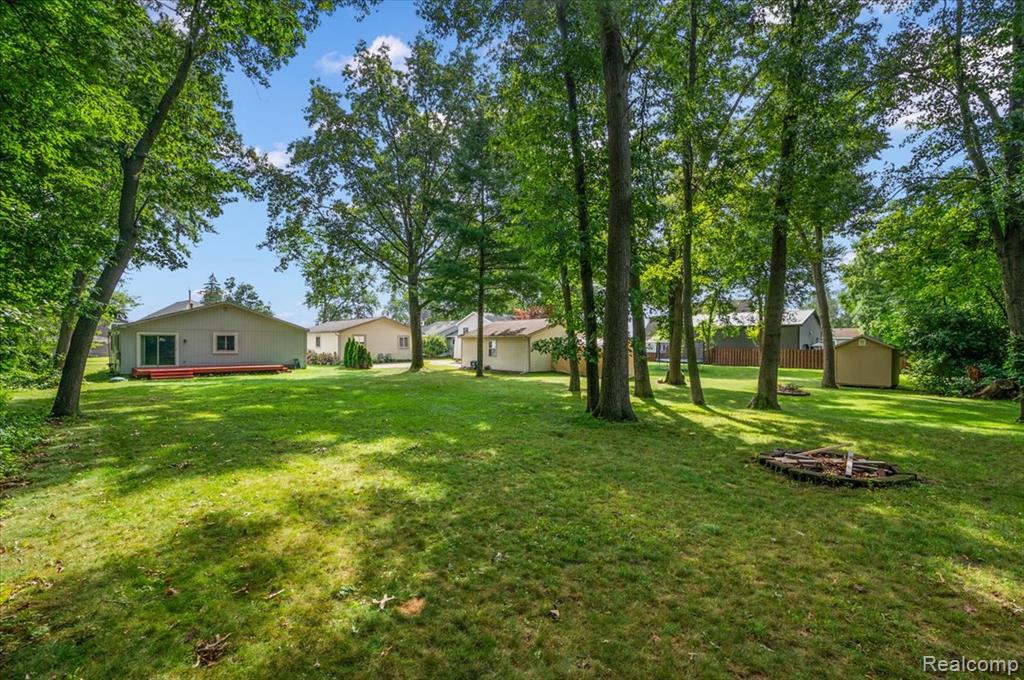 8809 Arlington Street, White Lake, MI — Photo 14