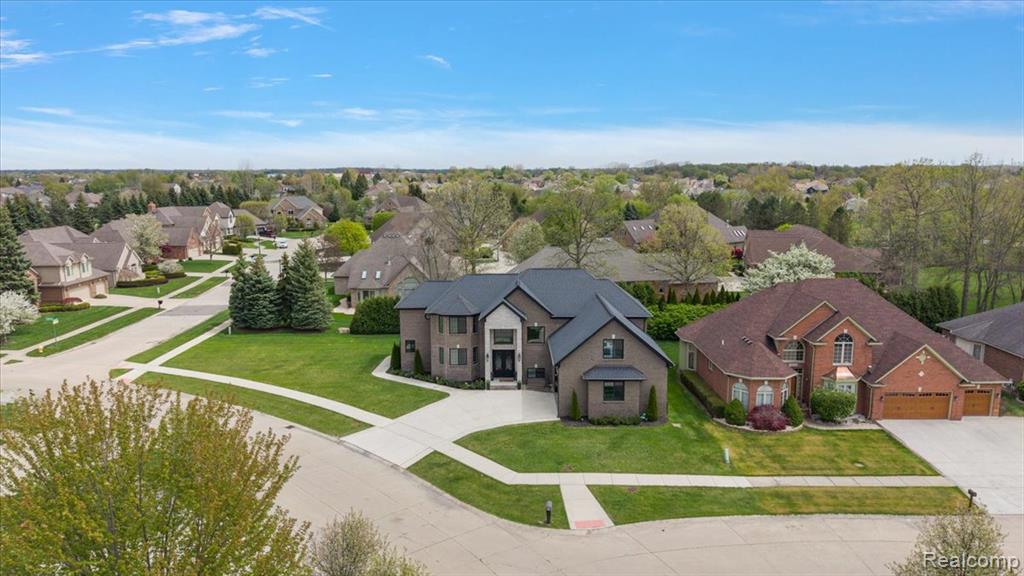 46930 Riverpark E, Macomb, MI 48044 — Photo 69