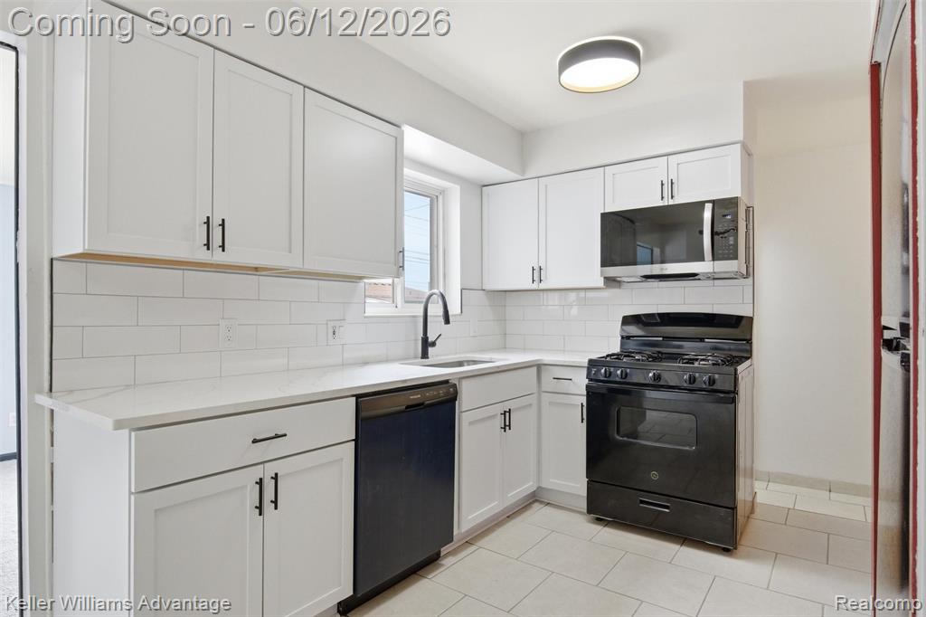 25506 Virginia Drive, Warren, MI 48091 — Photo 12