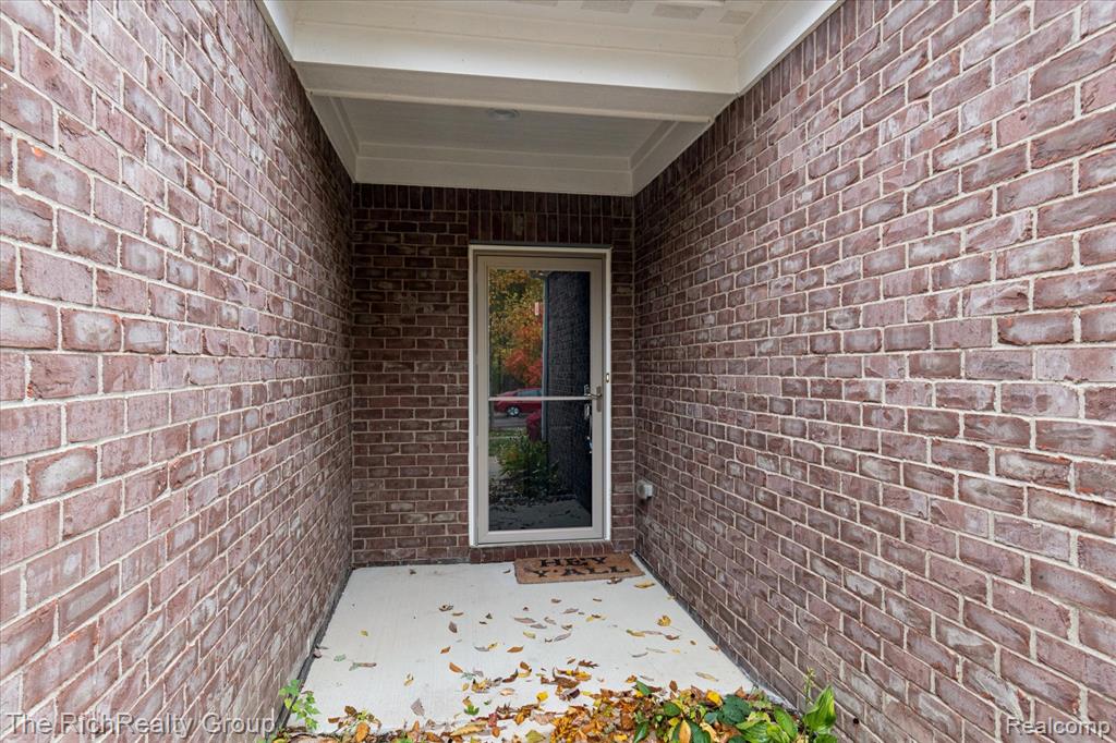 49534 Mapleton, Canton, MI 48188 — Photo 5