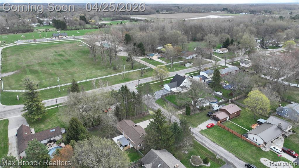 8040 Garwood Drive, Saginaw, MI 48609 — Photo 14