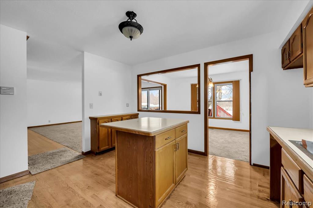 9416 Wildwood Lake Drive, Whitmore Lake, MI 48189 — Photo 9
