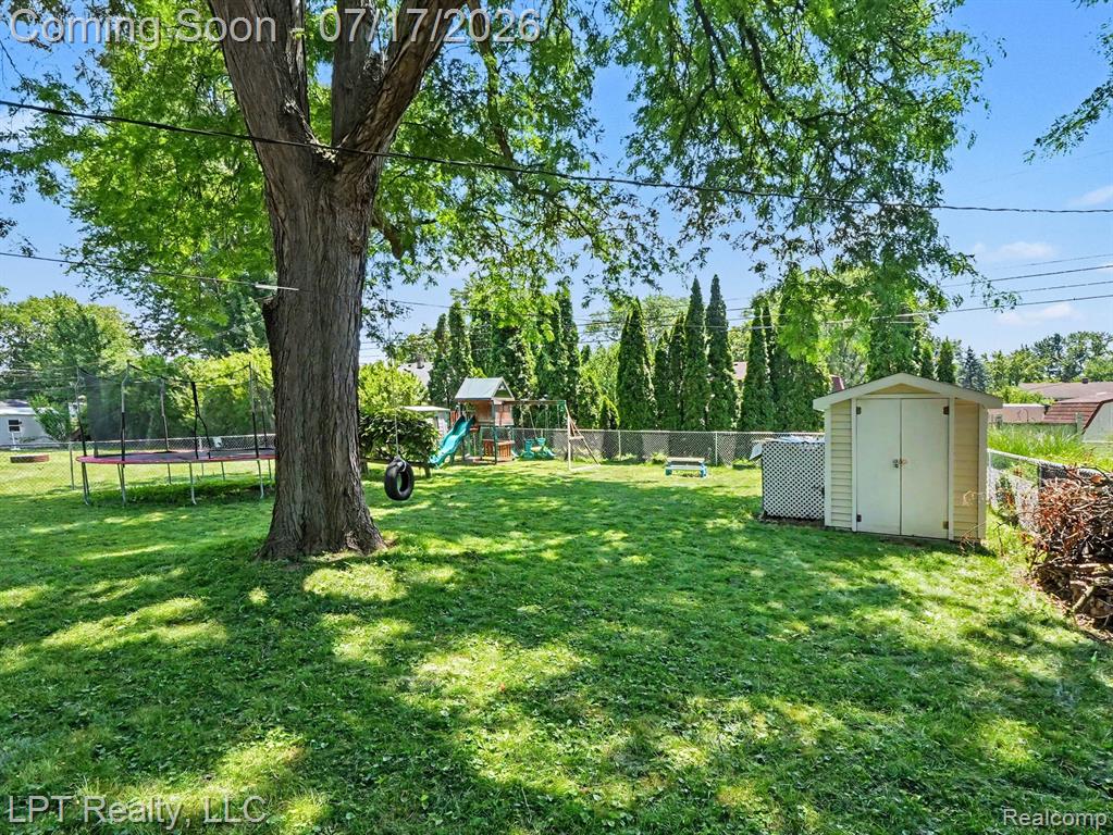 32205 John Hauk Street, Garden City, MI — Photo 17