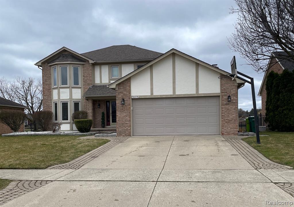 53775 CRANSTON Drive, Macomb, MI 48042 — Photo 2
