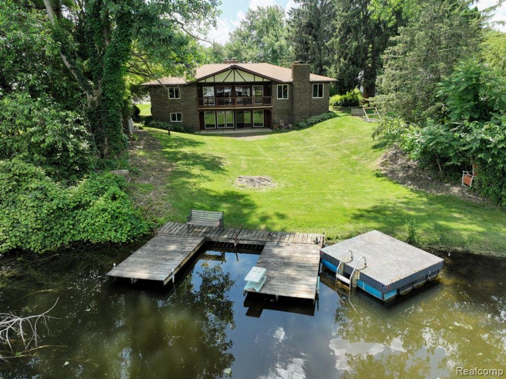 6523 ELLINWOOD Drive, White Lake, MI 48383 — Photo 4