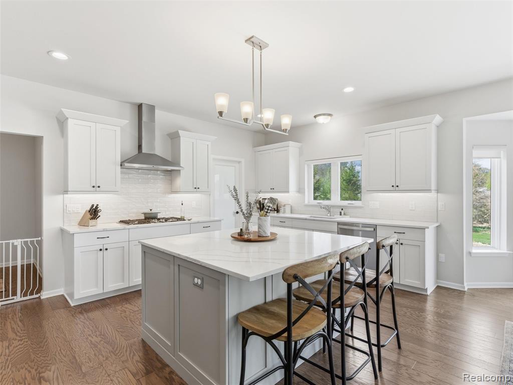 1551 Garrett Drive, Troy, MI 48085 — Photo 11