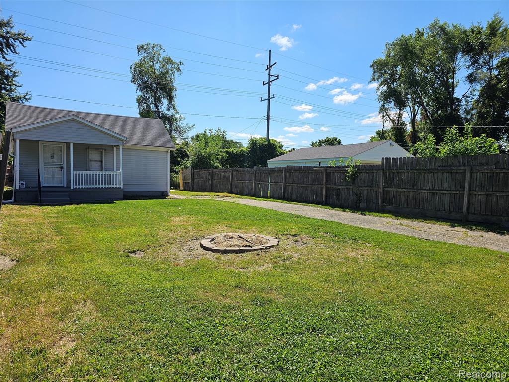 6426 ARTESIAN Street, Detroit, MI 48228 — Photo 4