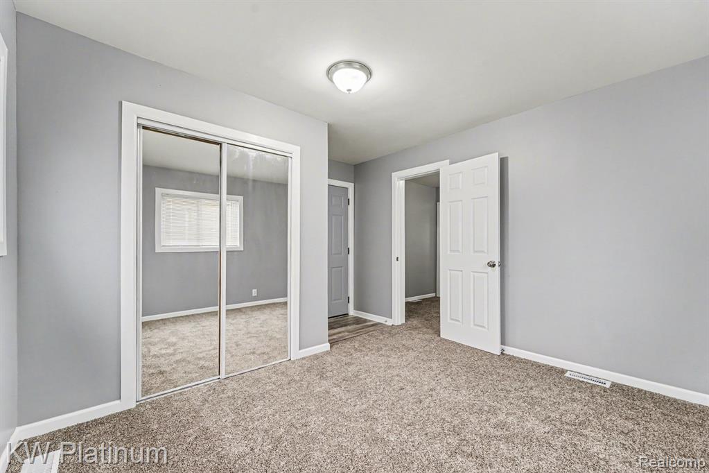 7527 Toepfer Road, Warren, MI 48091 — Photo 10