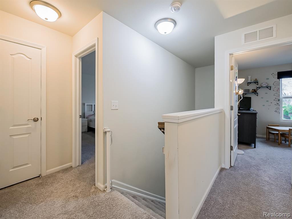 8640 Quincy Drive, Westland, MI — Photo 21