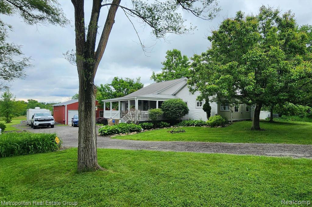 4750 GROVELAND Road, Ortonville, MI 48462 — Photo 4