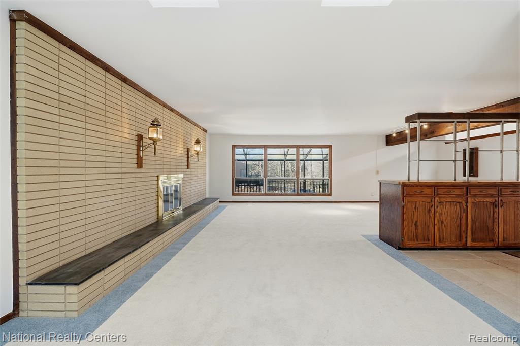 4710 Cove Road, West Bloomfield, MI 48323 — Photo 10