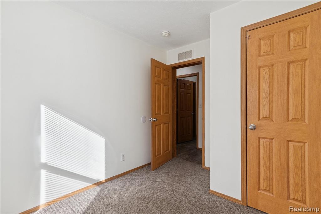 4004 Howe Road, Wayne, MI 48184 — Photo 16
