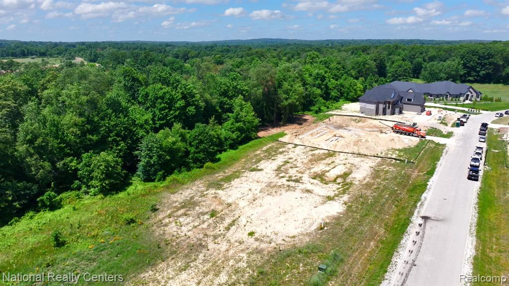 1655 Vista Drive W, Oakland, MI — Photo 18