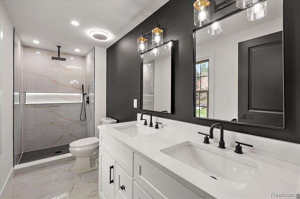61561 N RIDGE Trail, Washington, MI — Photo 36