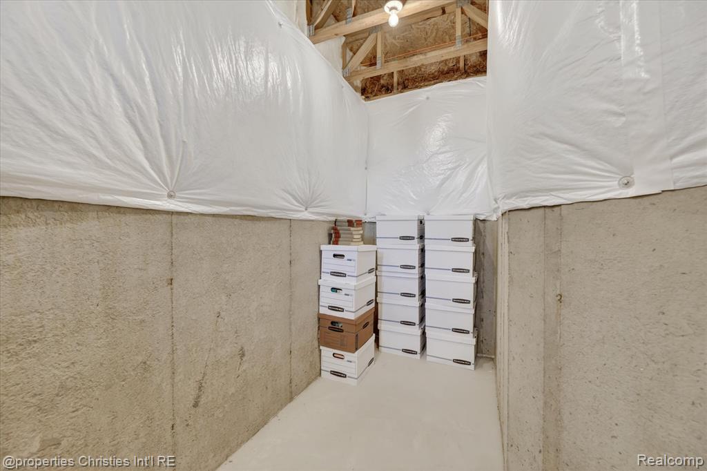 4041 Nottingham Circle, Clarkston, MI, 00000