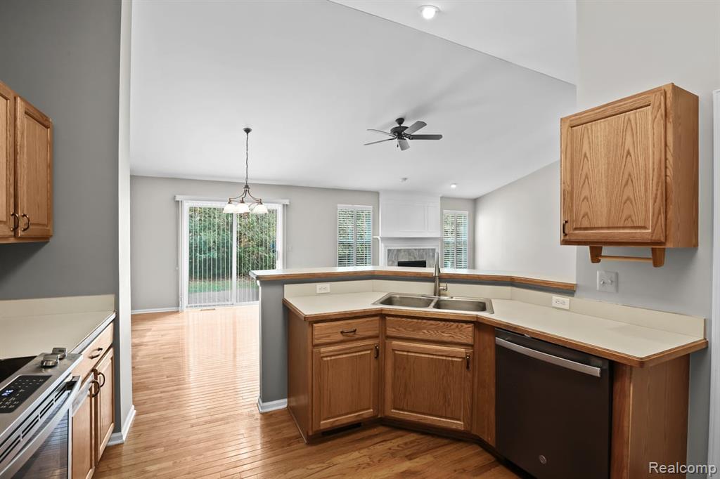 3415 Wall Street, Canton, MI 48188 — Photo 16