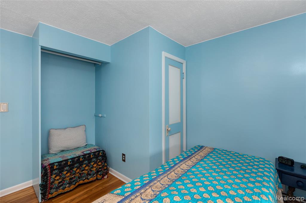 10504 Borgman Avenue, Huntington Woods, MI — Photo 22