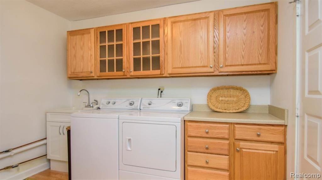 4674 Cottonwood Drive, Ann Arbor, MI 48108 — Photo 31