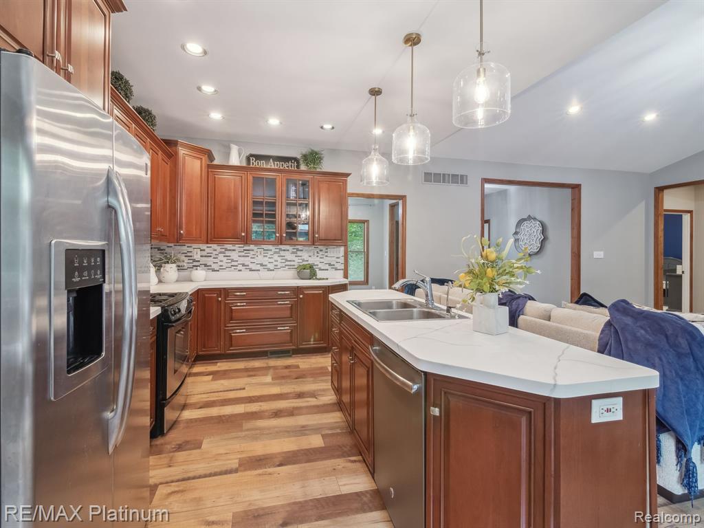 18364 WALNUT Lane, Gregory, MI 48137 — Photo 13