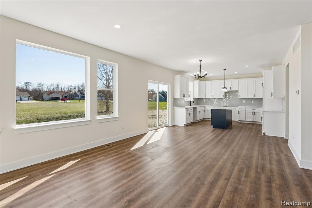 10198 Hunt Drive, Davison, MI 48423 — Photo 22
