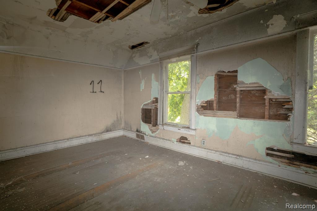 545 Rosedale Court, Detroit, MI 48202 — Photo 10