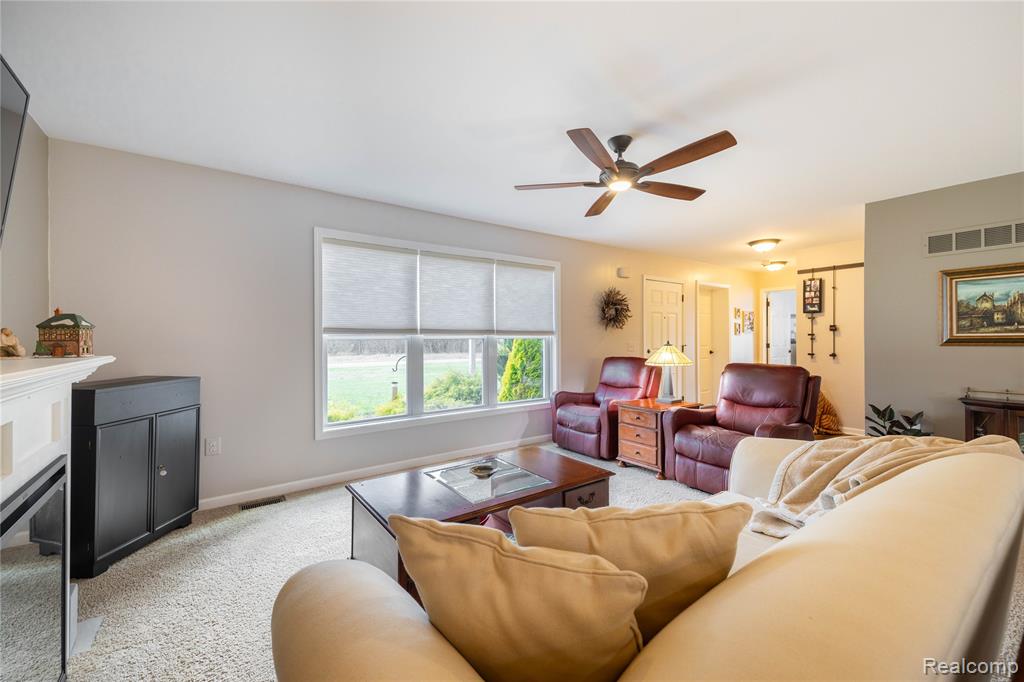 40880 Willis Road, Belleville, MI 48111 — Photo 8