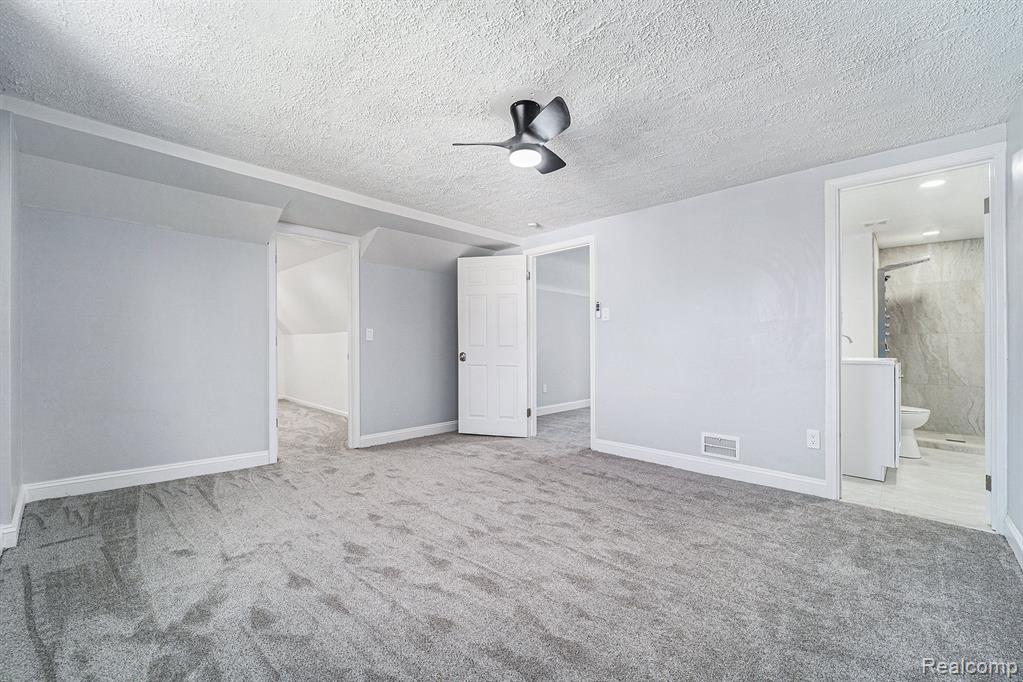 5511 COURVILLE Street, Detroit, MI 48224 — Photo 19