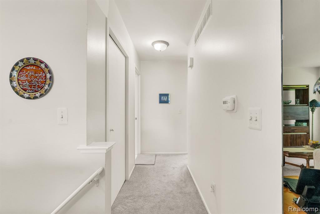 45000 Bayview Drive, 3, Novi, MI 48377 — Photo 20
