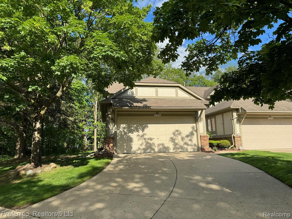 41946 SARATOGA Circle, Canton, MI 48187 — Photo 23