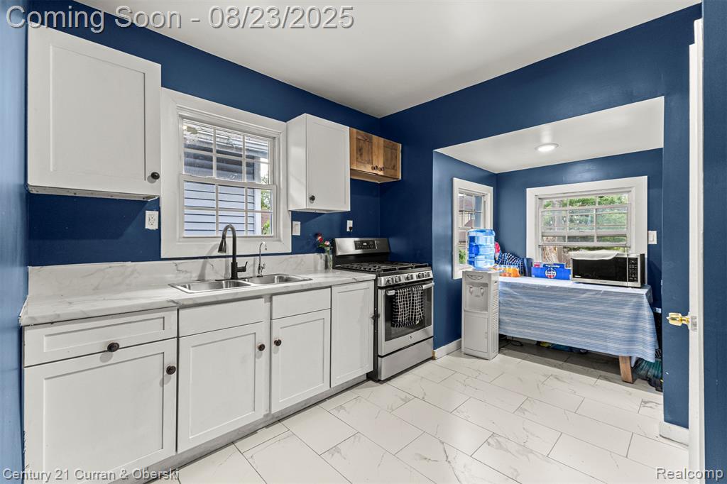 9311 Yellowstone Street, Detroit, MI 48204 — Photo 6