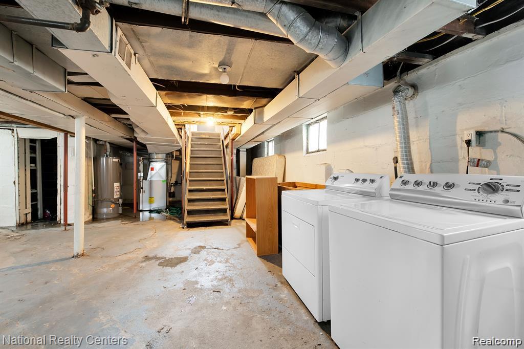 39 E Brockton Avenue, Madison Heights, MI 48071 — Photo 20