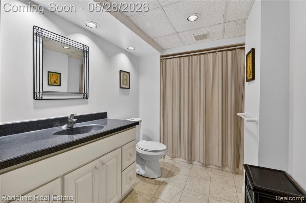 4296 Barcroft Way, West Bloomfield, MI 48323 — Photo 42
