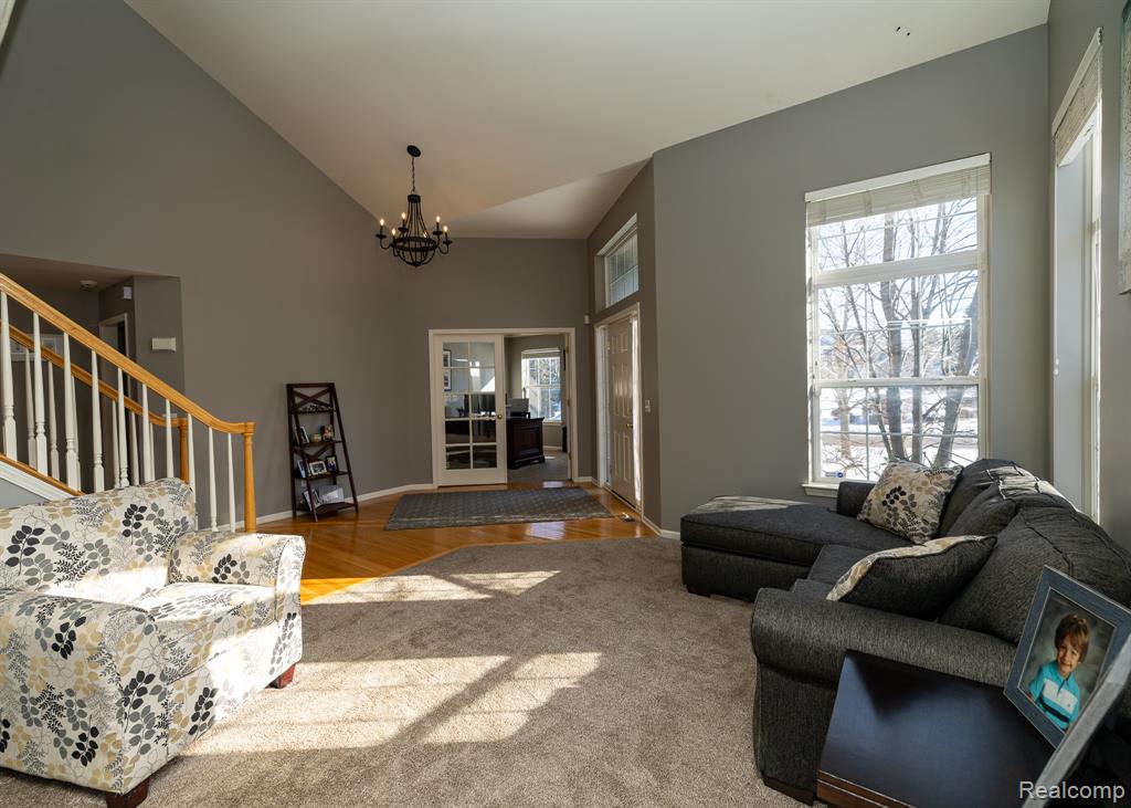5731 Bingham Drive, Commerce Twp, MI 48382 — Photo 7