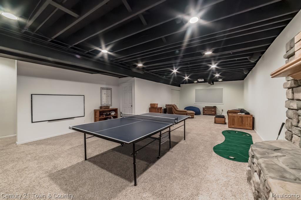 914 SHREWSBURY Drive, Clarkston, MI 48348 — Photo 41