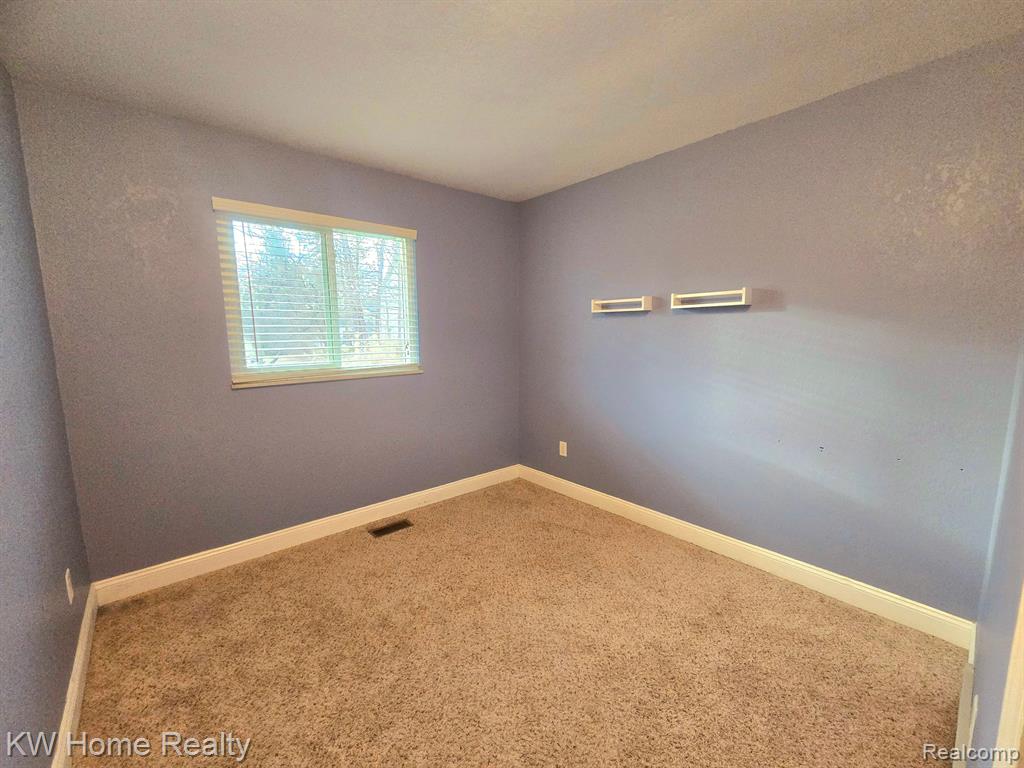 400 CLARENDON Street, Ann Arbor, MI 48103 — Photo 5