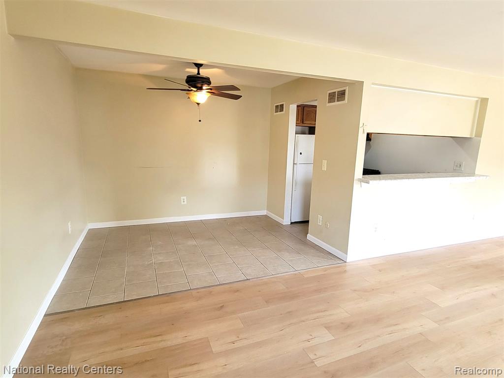 8831 Sunrise Drive, Sterling Heights, MI 48312 — Photo 5