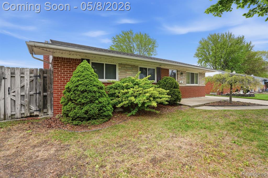 33304 Fraser Avenue, Fraser, MI 48026 — Photo 3