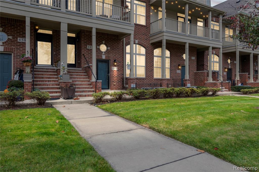 460 Old Pine Way, Walled Lake, MI 48390 — front exterior