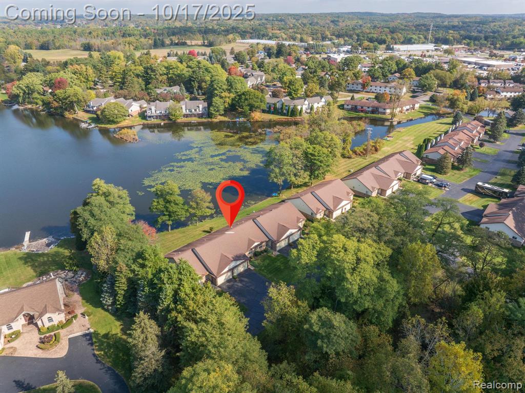 7109 Bluewater Drive, Clarkston, MI 48348 — Photo 38