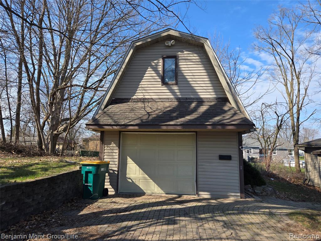 757 Louisa Street, Mount Morris, MI 48458 — Photo 11