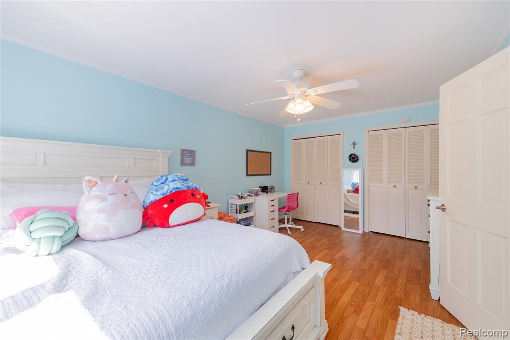 9422 Hawthorne Glen Drive, Grosse Ile, MI 48138 — Photo 29