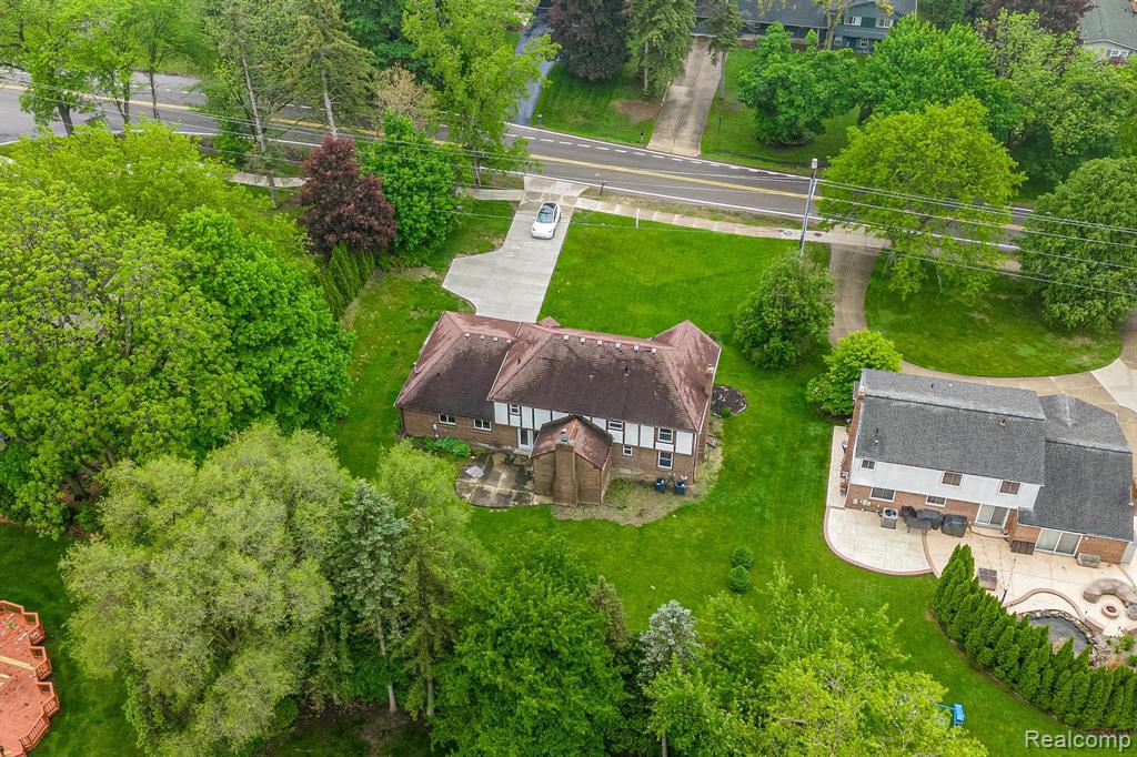4766 Quarton Road, Bloomfield Hills, MI 48302 — Photo 41