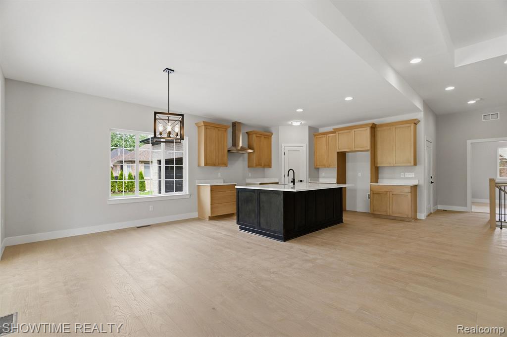 68125 Lake Angela Drive, Richmond, MI 48062 — Photo 10