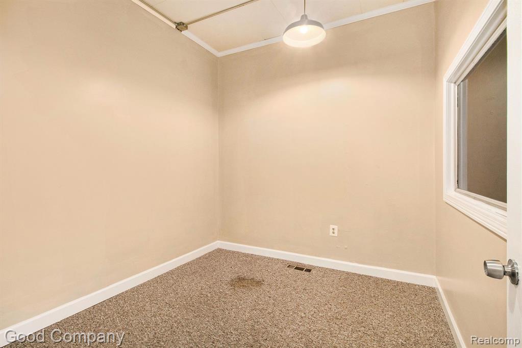 703 Livernois Street, Ferndale, MI 48220 — Photo 11