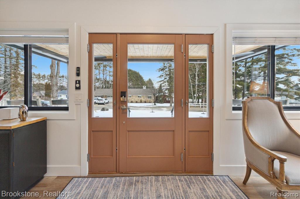 6245 W HIGGINS LAKE Drive, Roscommon, MI 48653 — Photo 9